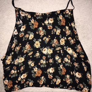Black floral strap crop top